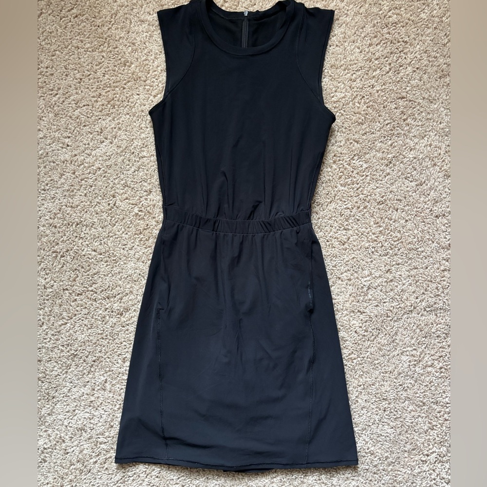 Lululemon Sleeveless Lined Hiking Dress